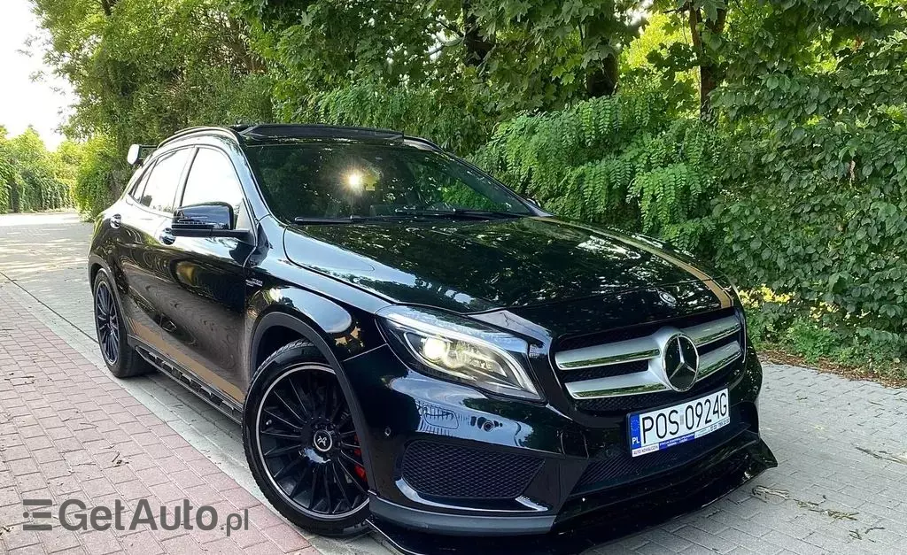 MERCEDES-BENZ GLA 