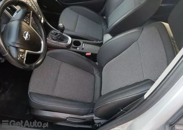 OPEL Astra 1.4 EcoFLEX Cosmo