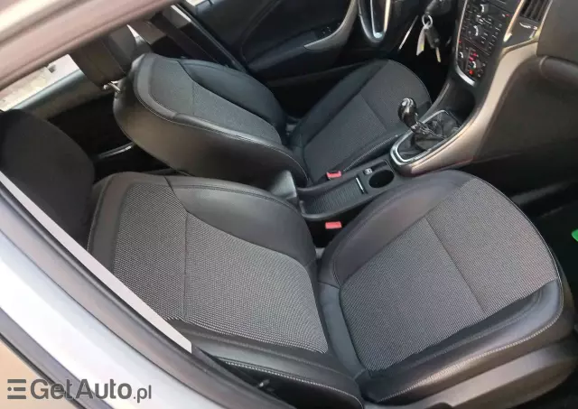 OPEL Astra 1.4 EcoFLEX Cosmo