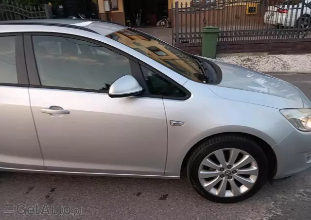 OPEL Astra 1.4 EcoFLEX Cosmo