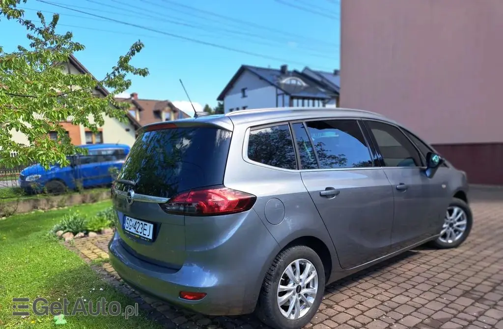 OPEL Zafira 
