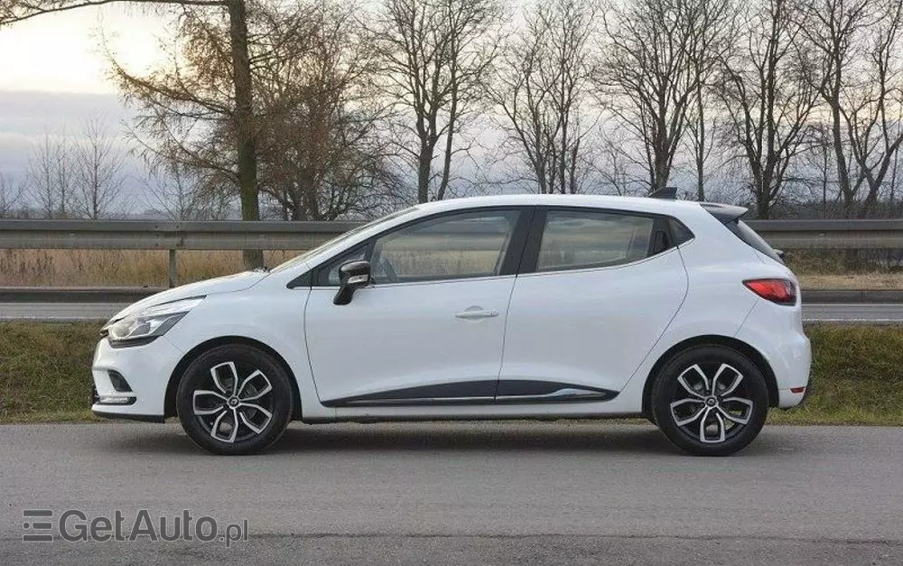 RENAULT Clio 0.9 Energy TCe Limited Plus