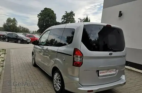 FORD Tourneo Courier 