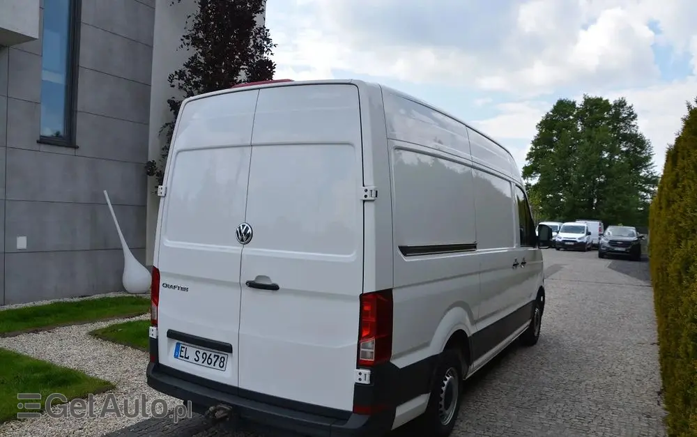 VOLKSWAGEN Crafter 
