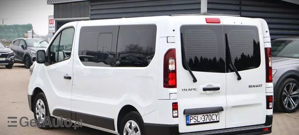 RENAULT Trafic 