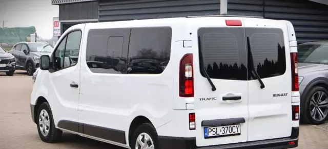 RENAULT Trafic 