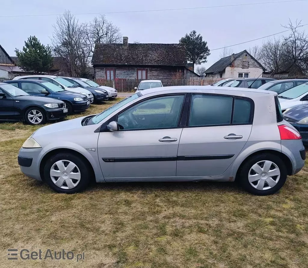 RENAULT Megane 1.6 16V (112 KM)