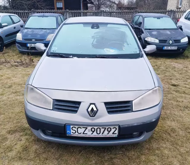 RENAULT Megane 1.6 16V (112 KM)