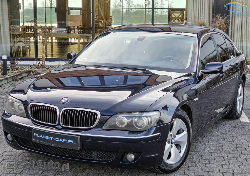 BMW Seria 7 750i