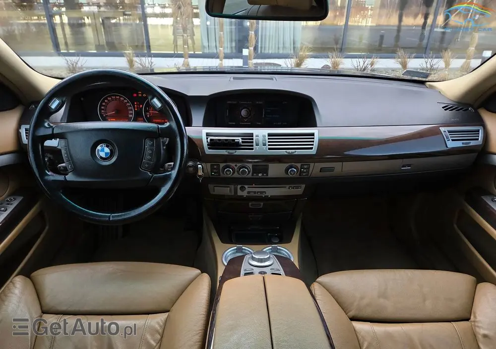 BMW Seria 7 750i