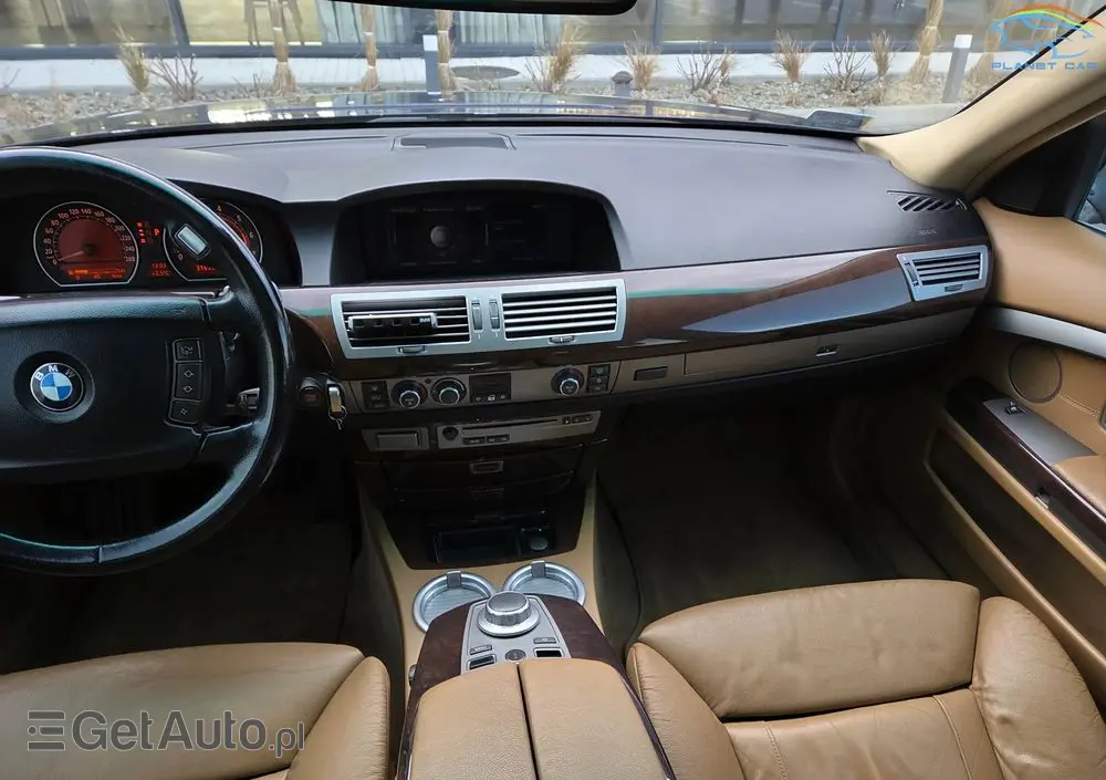 BMW Seria 7 750i