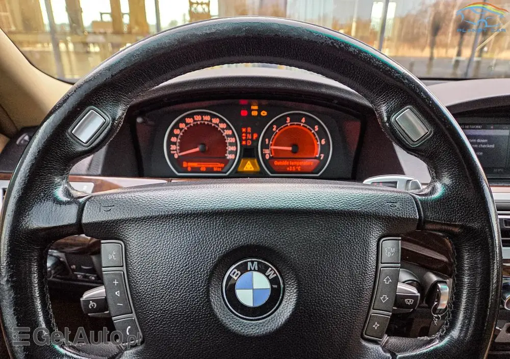 BMW Seria 7 750i