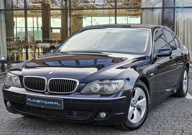 BMW Seria 7 750i