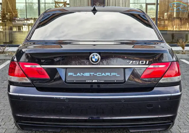 BMW Seria 7 750i