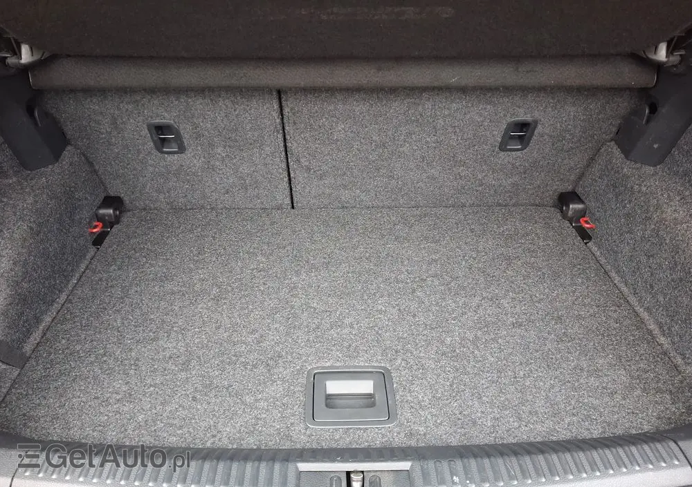 VOLKSWAGEN Polo Cross 