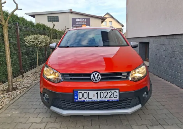 VOLKSWAGEN Polo Cross 