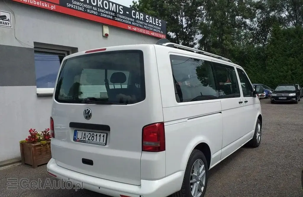VOLKSWAGEN Caravelle 