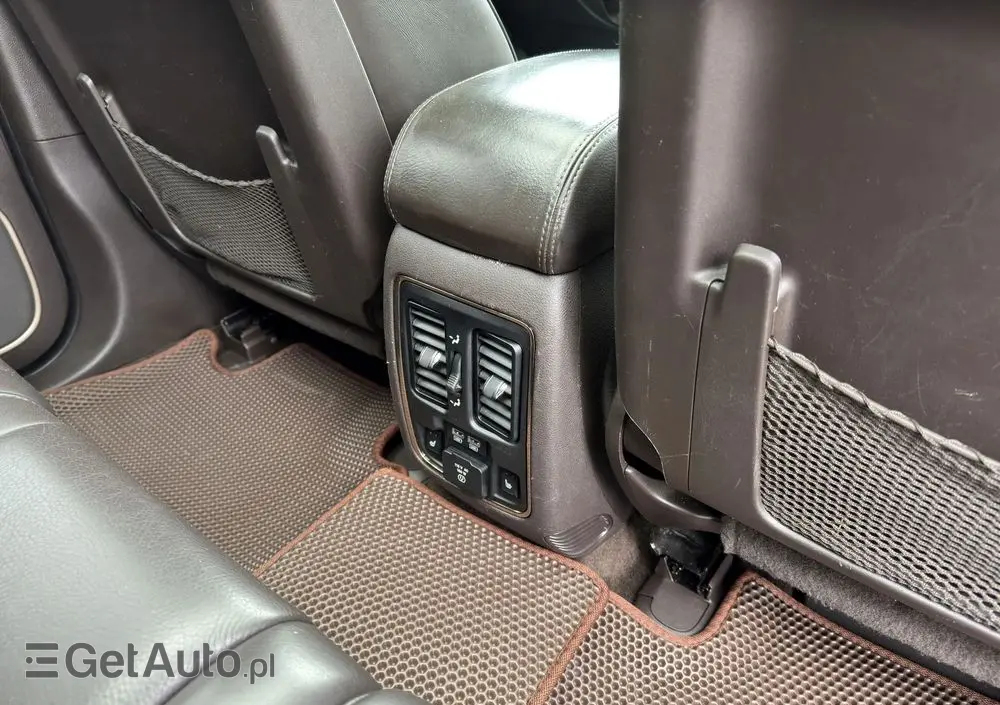 JEEP Grand Cherokee 5.7 V8 HEMI Overland Summit