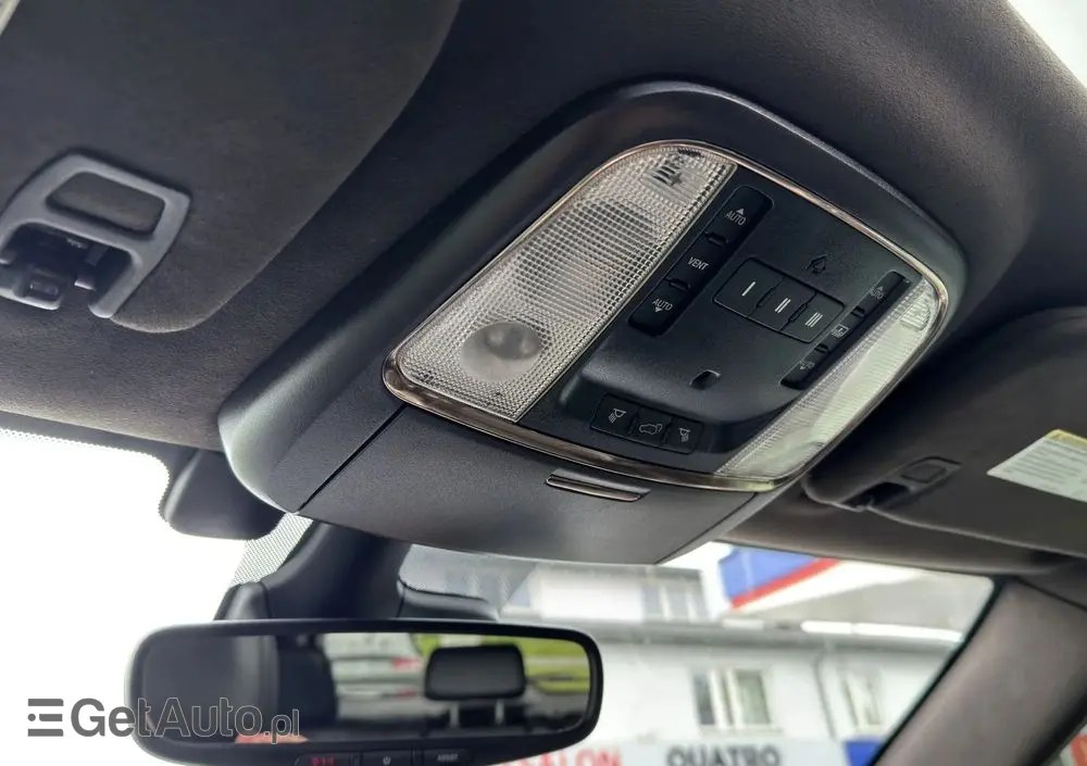 JEEP Grand Cherokee 5.7 V8 HEMI Overland Summit