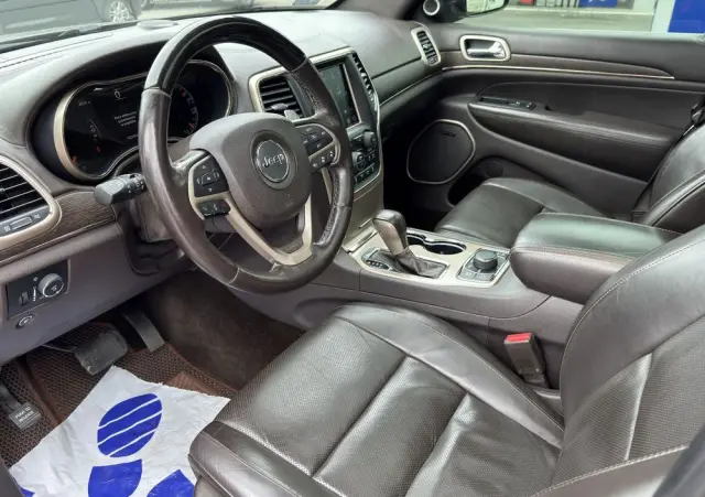 JEEP Grand Cherokee 5.7 V8 HEMI Overland Summit