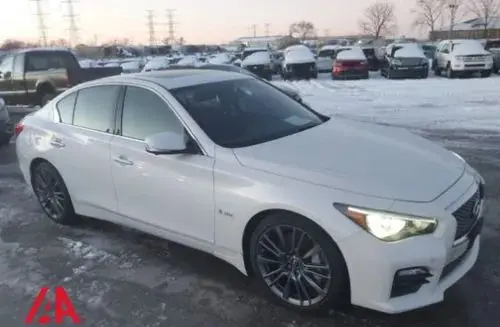INFINITI Q50 