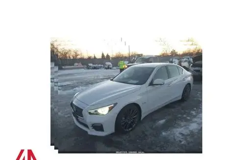 INFINITI Q50 