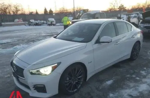 INFINITI Q50 