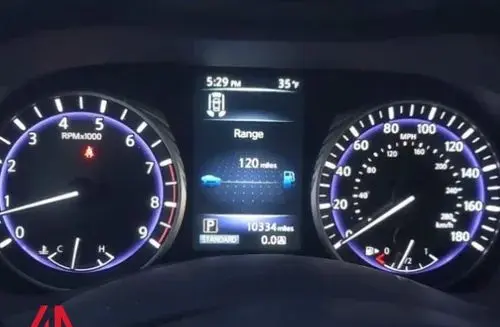 INFINITI Q50 