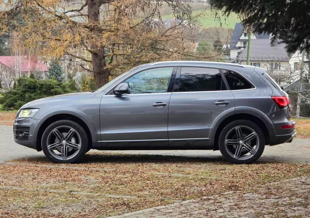 AUDI Q5 2.0 TDI Quattro Sport S tronic