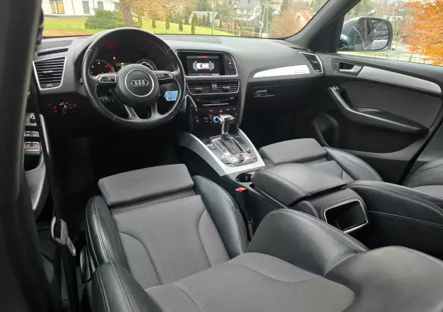 AUDI Q5 2.0 TDI Quattro Sport S tronic