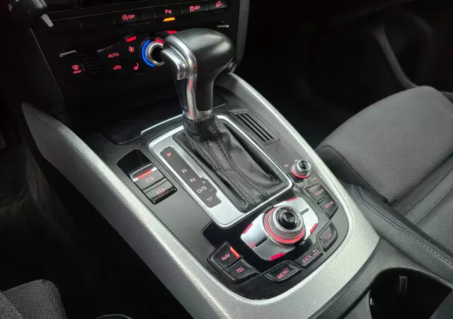 AUDI Q5 2.0 TDI Quattro Sport S tronic