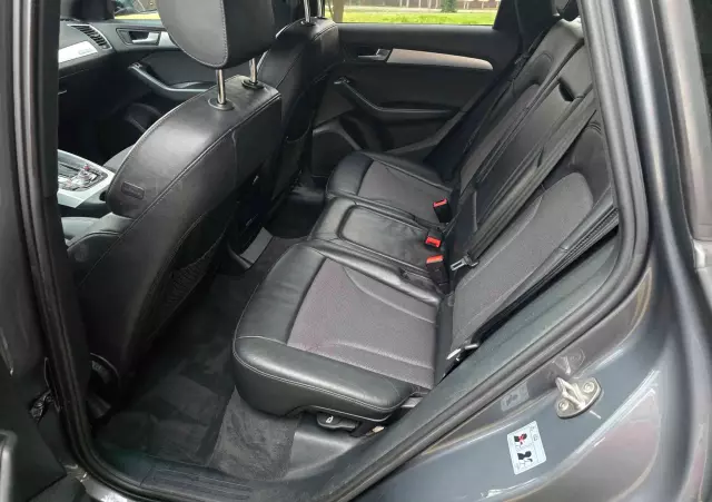 AUDI Q5 2.0 TDI Quattro Sport S tronic