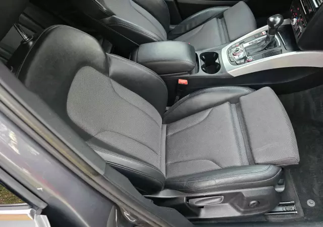 AUDI Q5 2.0 TDI Quattro Sport S tronic