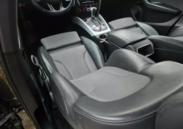 AUDI Q5 2.0 TDI Quattro Sport S tronic