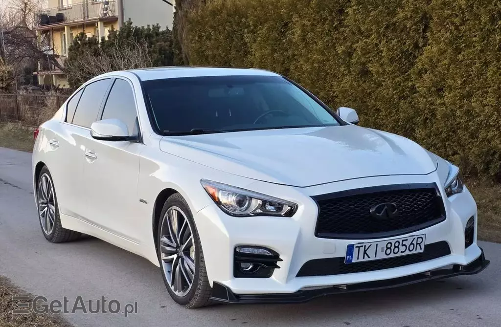 INFINITI Q50 