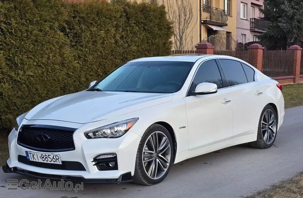 INFINITI Q50 