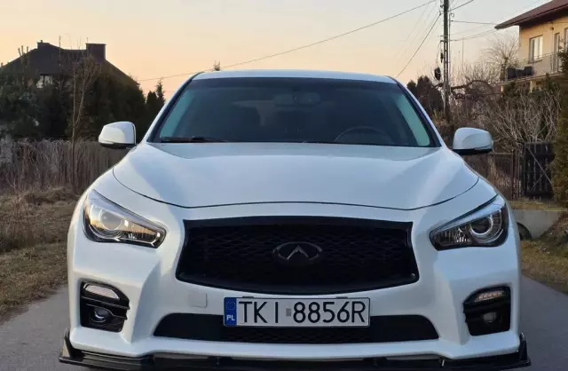 INFINITI Q50 