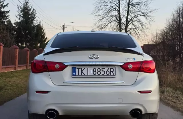 INFINITI Q50 