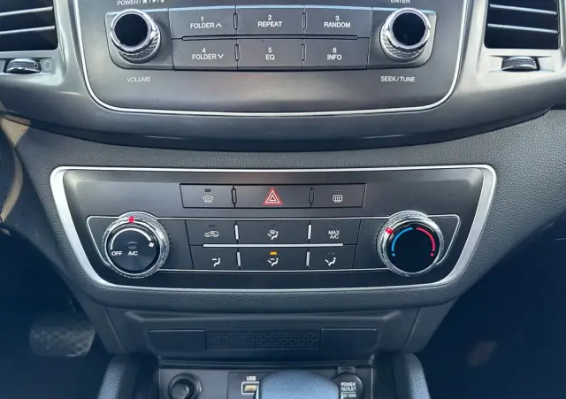 SSANGYONG/KGM Musso 4WD Autm Crystal