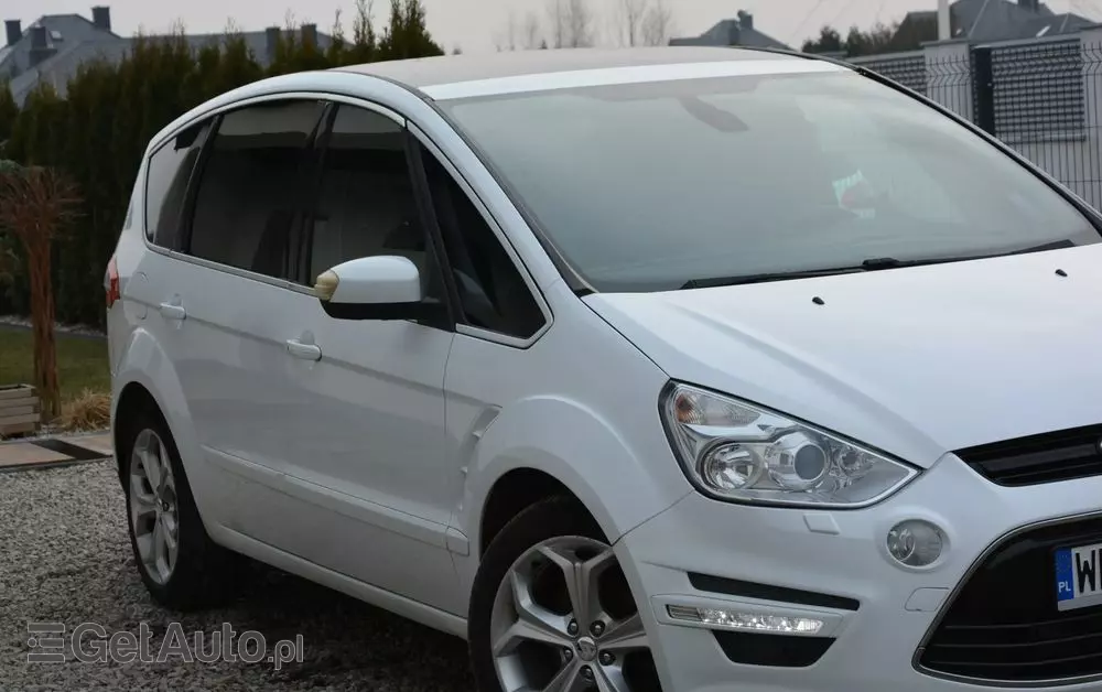 FORD S-Max 2.0 TDCi DPF Titanium