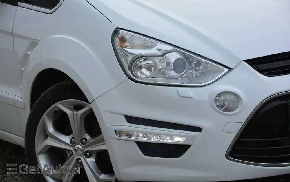 FORD S-Max 2.0 TDCi DPF Titanium