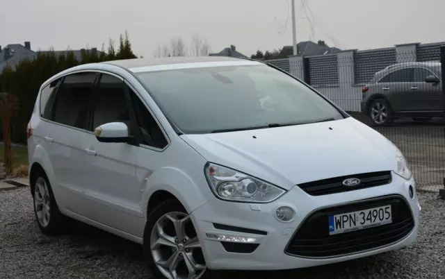 FORD S-Max 2.0 TDCi DPF Titanium