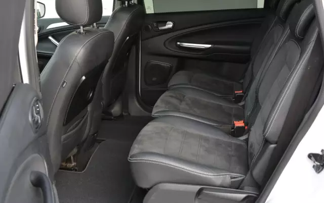 FORD S-Max 2.0 TDCi DPF Titanium