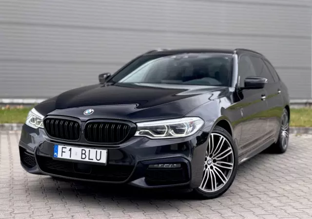 BMW Seria 5 520d xDrive Touring M Sport Edition