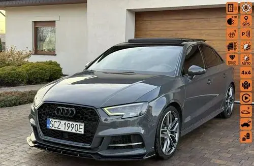 AUDI S3 