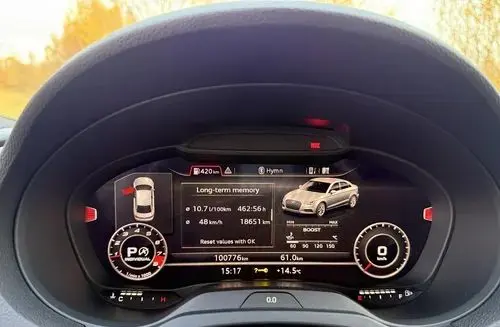 AUDI S3 
