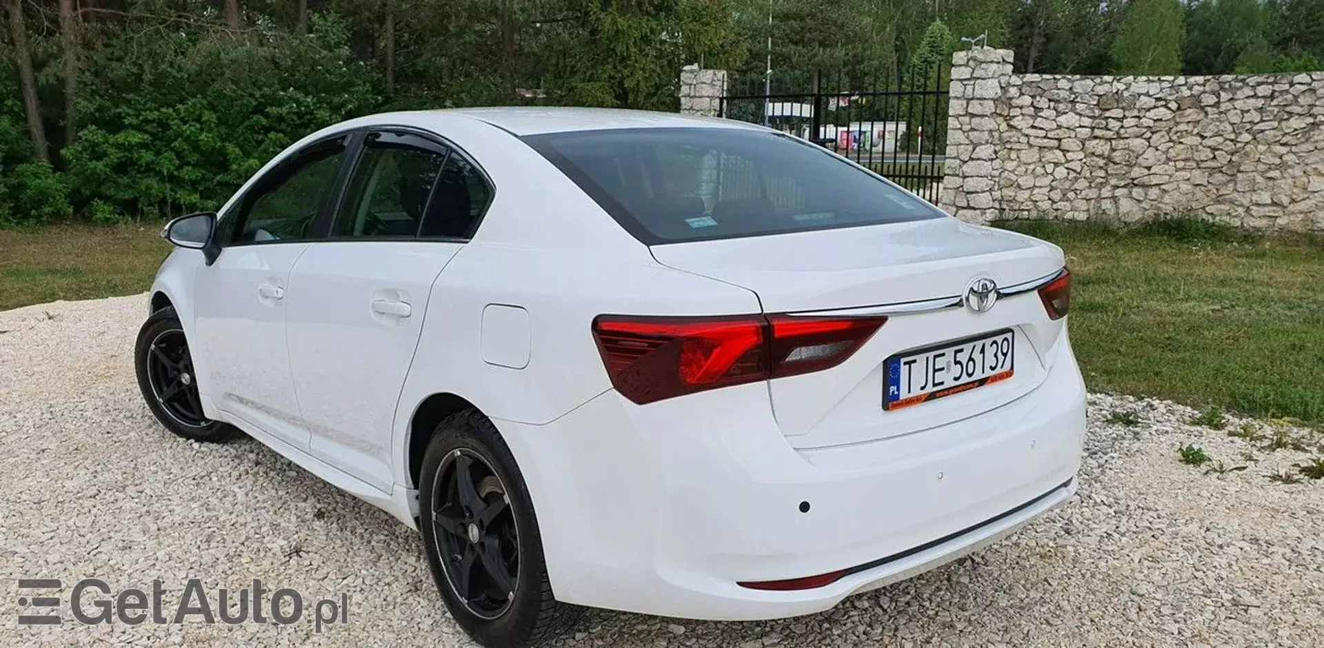 TOYOTA Avensis 