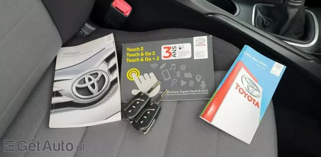 TOYOTA Avensis 