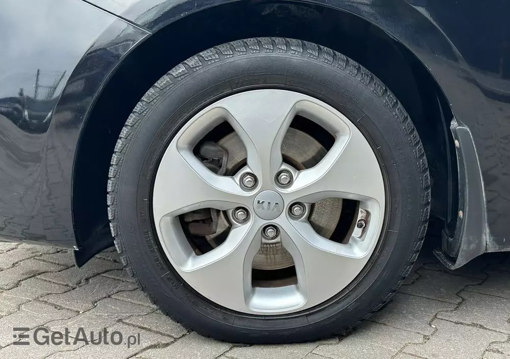 KIA Carens 1.6 GDI L