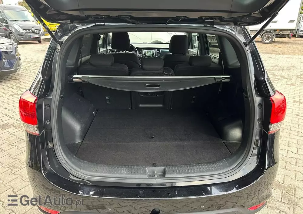 KIA Carens 1.6 GDI L